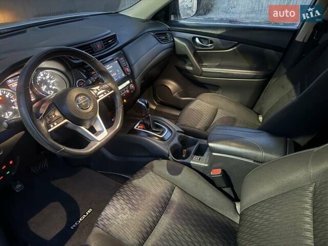 Серый Ниссан Rogue, объемом двигателя 2.49 л и пробегом 180 тыс. км за 11300 $, фото 24 на Automoto.ua