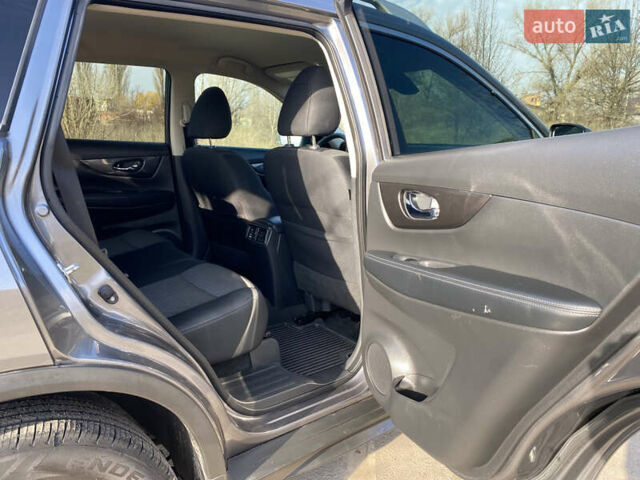Серый Ниссан Rogue, объемом двигателя 2.5 л и пробегом 72 тыс. км за 15999 $, фото 20 на Automoto.ua