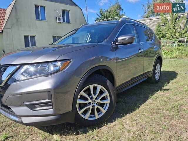 Сірий Ніссан Rogue, об'ємом двигуна 2.49 л та пробігом 98 тис. км за 16500 $, фото 5 на Automoto.ua