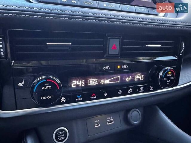 Серый Ниссан Rogue, объемом двигателя 2.49 л и пробегом 65 тыс. км за 28000 $, фото 25 на Automoto.ua