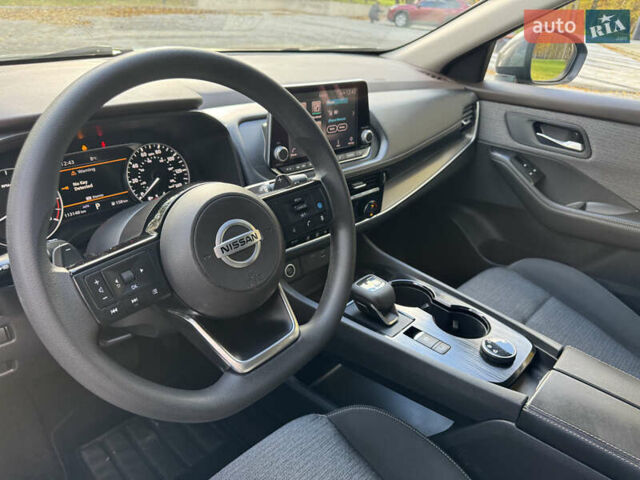 Серый Ниссан Rogue, объемом двигателя 2.49 л и пробегом 113 тыс. км за 21400 $, фото 6 на Automoto.ua