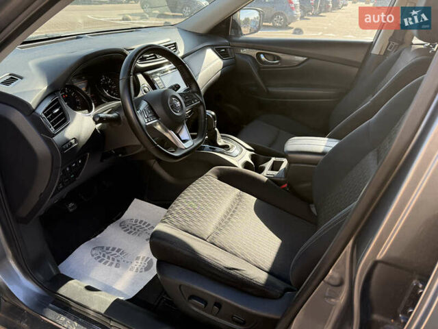 Сірий Ніссан Rogue, об'ємом двигуна 2.49 л та пробігом 220 тис. км за 14900 $, фото 8 на Automoto.ua