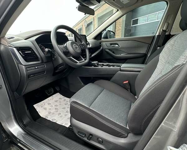 Серый Ниссан Rogue, объемом двигателя 2.49 л и пробегом 123 тыс. км за 21900 $, фото 7 на Automoto.ua