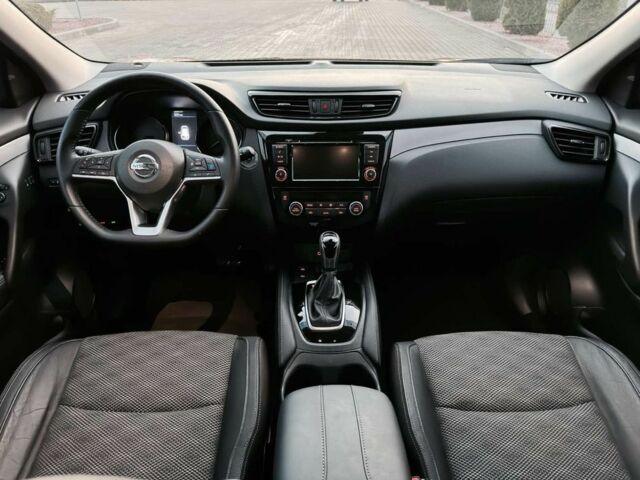 Серый Ниссан Rogue, объемом двигателя 2 л и пробегом 10 тыс. км за 17900 $, фото 7 на Automoto.ua