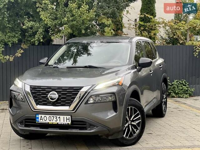 Сірий Ніссан Rogue, об'ємом двигуна 2.49 л та пробігом 83 тис. км за 21000 $, фото 3 на Automoto.ua