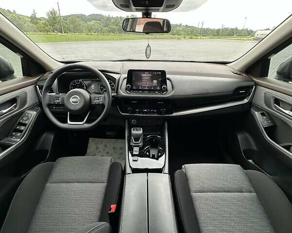 Серый Ниссан Rogue, объемом двигателя 2.49 л и пробегом 123 тыс. км за 21900 $, фото 9 на Automoto.ua