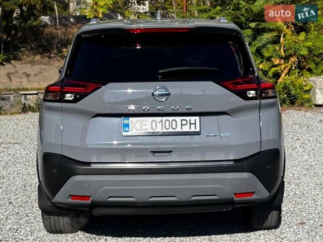 Серый Ниссан Rogue, объемом двигателя 2.49 л и пробегом 65 тыс. км за 28000 $, фото 6 на Automoto.ua