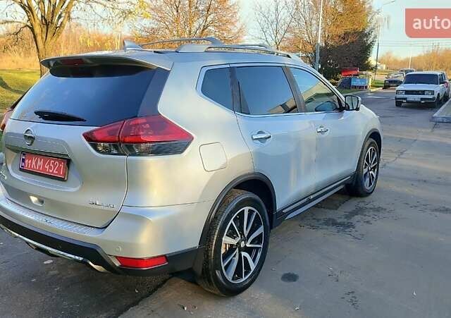 Сірий Ніссан Rogue, об'ємом двигуна 2.5 л та пробігом 22 тис. км за 17999 $, фото 2 на Automoto.ua