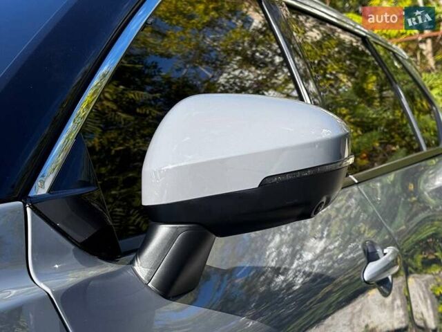 Серый Ниссан Rogue, объемом двигателя 2.49 л и пробегом 65 тыс. км за 28000 $, фото 4 на Automoto.ua