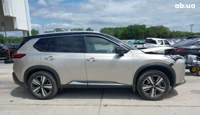 Ниссан Rogue 2020 в Кременчуге на Automoto.ua Серый Ниссан Rogue, объемом двигателя 2.5 л и пробегом 102 тыс. км за 17500 $, фото 1 на Automoto.ua
