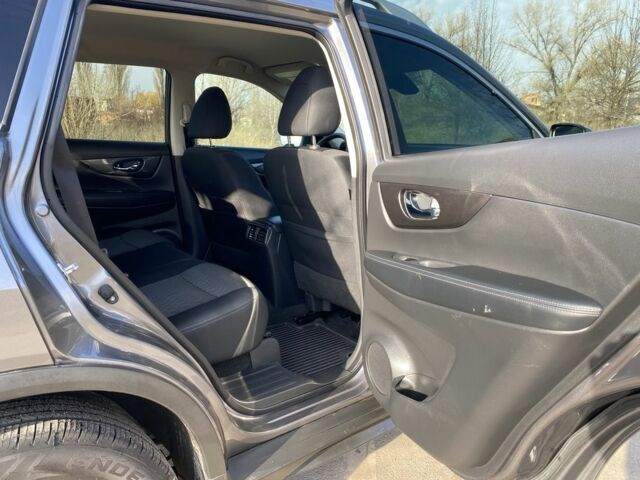 Серый Ниссан Rogue, объемом двигателя 2.5 л и пробегом 72 тыс. км за 15999 $, фото 18 на Automoto.ua