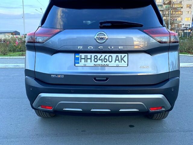 Сірий Ніссан Rogue, об'ємом двигуна 2.5 л та пробігом 124 тис. км за 20400 $, фото 4 на Automoto.ua