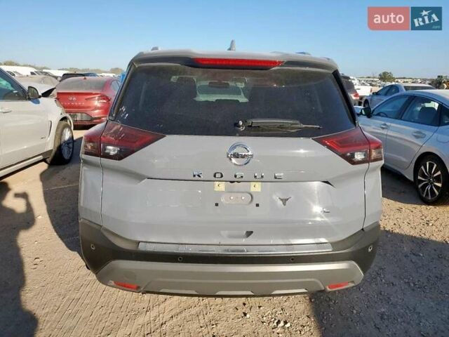 Серый Ниссан Rogue, объемом двигателя 2.49 л и пробегом 56 тыс. км за 4900 $, фото 5 на Automoto.ua
