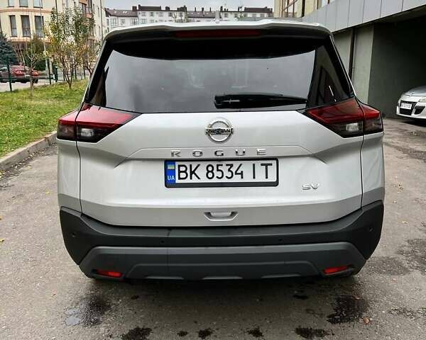 Серый Ниссан Rogue, объемом двигателя 2.49 л и пробегом 122 тыс. км за 21500 $, фото 11 на Automoto.ua