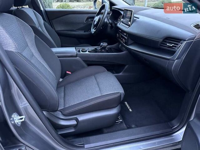 Серый Ниссан Rogue, объемом двигателя 2.5 л и пробегом 69 тыс. км за 20900 $, фото 21 на Automoto.ua