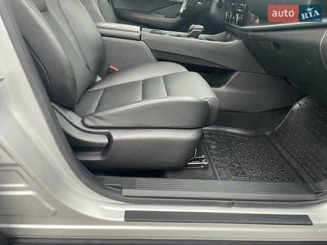 Серый Ниссан Rogue, объемом двигателя 2.49 л и пробегом 145 тыс. км за 22850 $, фото 31 на Automoto.ua