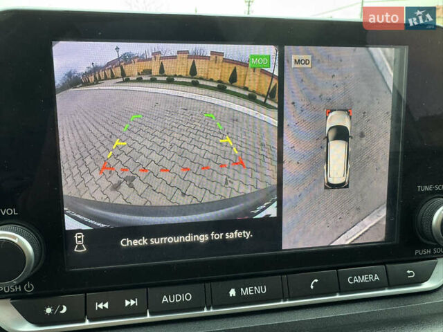 Сірий Ніссан Rogue, об'ємом двигуна 2.49 л та пробігом 140 тис. км за 23500 $, фото 7 на Automoto.ua