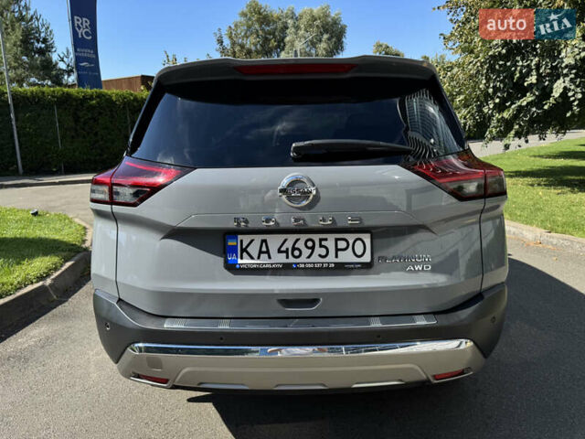 Сірий Ніссан Rogue, об'ємом двигуна 2.49 л та пробігом 27 тис. км за 30900 $, фото 22 на Automoto.ua