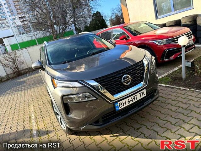 Серый Ниссан Rogue, объемом двигателя 2.5 л и пробегом 93 тыс. км за 21900 $, фото 2 на Automoto.ua