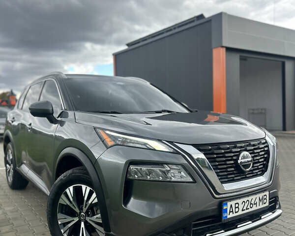 Сірий Ніссан Rogue, об'ємом двигуна 2.49 л та пробігом 105 тис. км за 22500 $, фото 4 на Automoto.ua