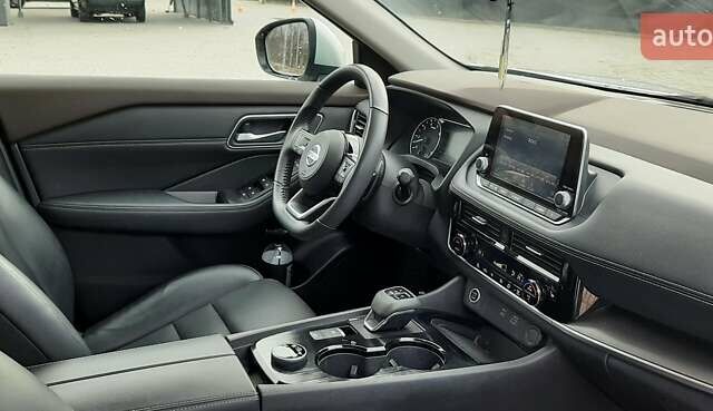 Серый Ниссан Rogue, объемом двигателя 2.5 л и пробегом 46 тыс. км за 29000 $, фото 11 на Automoto.ua