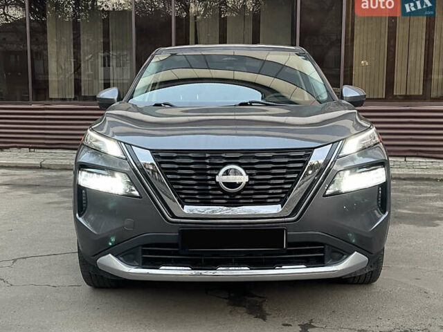 Серый Ниссан Rogue, объемом двигателя 2.49 л и пробегом 151 тыс. км за 19990 $, фото 2 на Automoto.ua