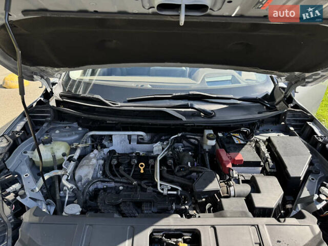Сірий Ніссан Rogue, об'ємом двигуна 2.49 л та пробігом 27 тис. км за 30900 $, фото 6 на Automoto.ua
