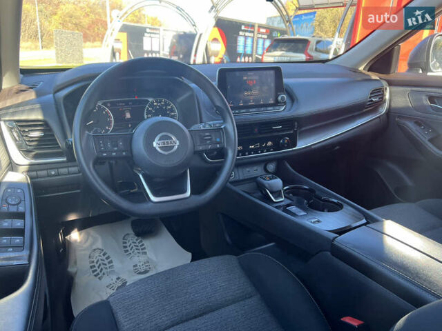 Серый Ниссан Rogue, объемом двигателя 2.49 л и пробегом 152 тыс. км за 19499 $, фото 13 на Automoto.ua