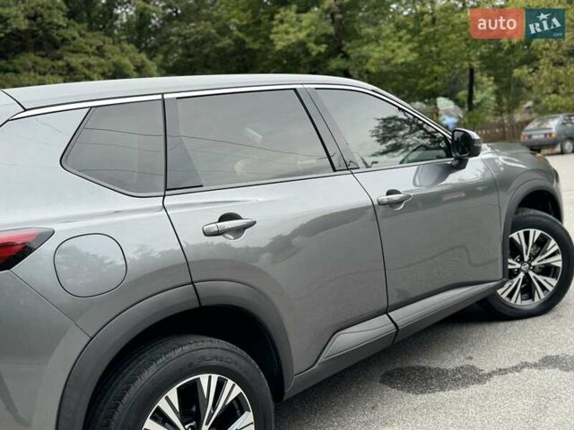 Сірий Ніссан Rogue, об'ємом двигуна 2.49 л та пробігом 127 тис. км за 18800 $, фото 29 на Automoto.ua