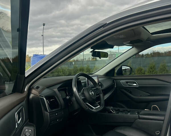 Сірий Ніссан Rogue, об'ємом двигуна 2.49 л та пробігом 105 тис. км за 22500 $, фото 7 на Automoto.ua