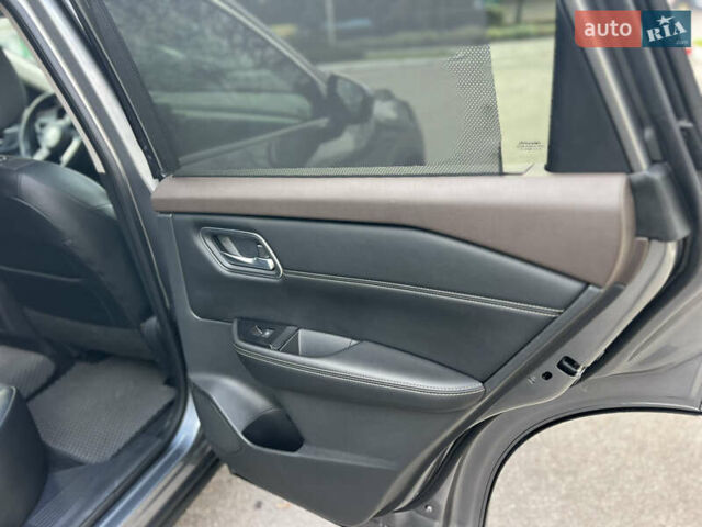 Сірий Ніссан Rogue, об'ємом двигуна 2.49 л та пробігом 91 тис. км за 22700 $, фото 9 на Automoto.ua