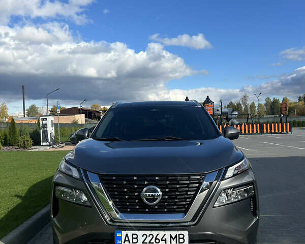 Сірий Ніссан Rogue, об'ємом двигуна 2.49 л та пробігом 105 тис. км за 22500 $, фото 1 на Automoto.ua