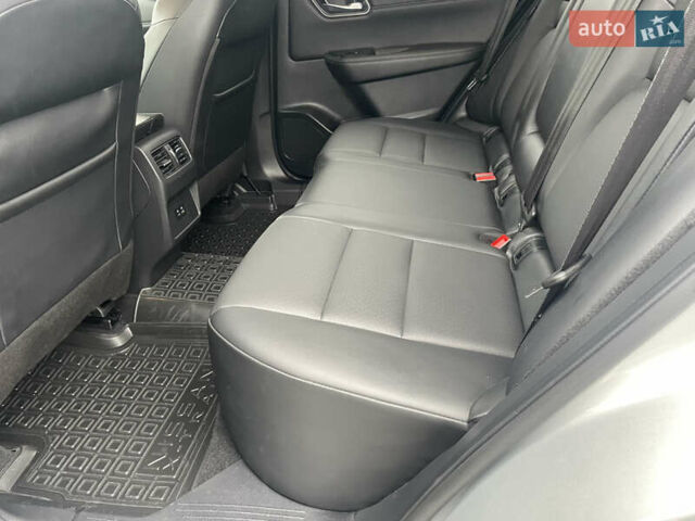 Серый Ниссан Rogue, объемом двигателя 2.49 л и пробегом 145 тыс. км за 22850 $, фото 24 на Automoto.ua