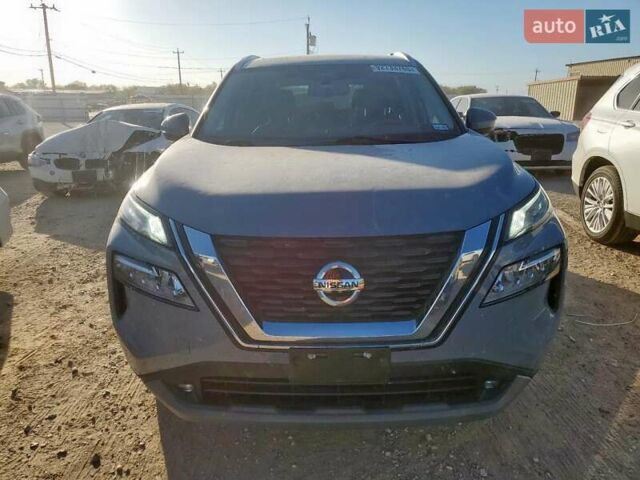 Серый Ниссан Rogue, объемом двигателя 2.49 л и пробегом 56 тыс. км за 4900 $, фото 4 на Automoto.ua