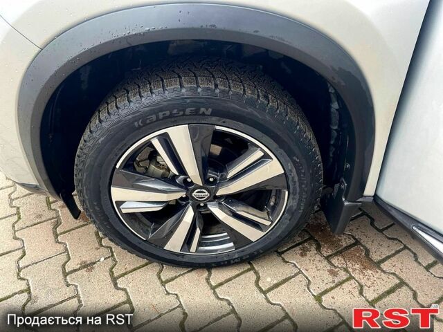 Серый Ниссан Rogue, объемом двигателя 2.5 л и пробегом 57 тыс. км за 25200 $, фото 12 на Automoto.ua