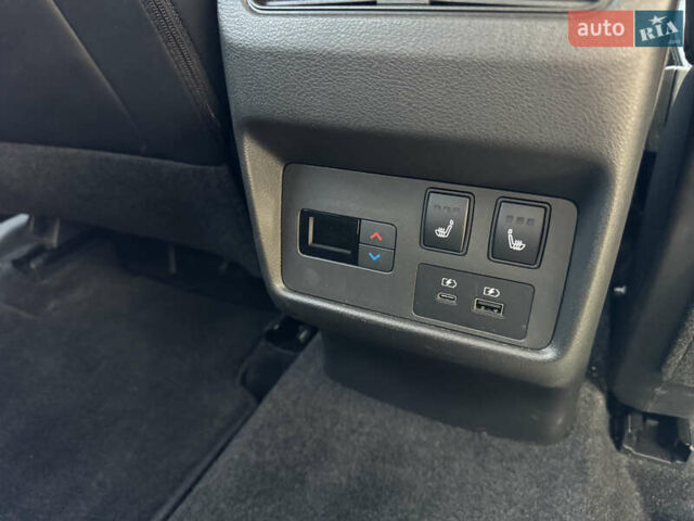 Сірий Ніссан Rogue, об'ємом двигуна 2.49 л та пробігом 27 тис. км за 30900 $, фото 43 на Automoto.ua