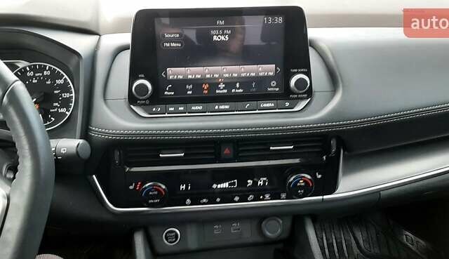 Серый Ниссан Rogue, объемом двигателя 2.5 л и пробегом 46 тыс. км за 29000 $, фото 20 на Automoto.ua