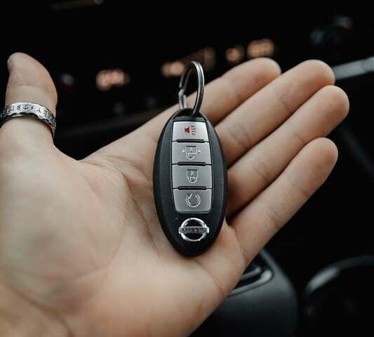 Сірий Ніссан Rogue, об'ємом двигуна 2.49 л та пробігом 125 тис. км за 24200 $, фото 38 на Automoto.ua