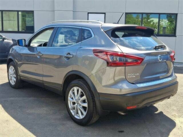 Серый Ниссан Rogue, объемом двигателя 2 л и пробегом 19 тыс. км за 11999 $, фото 4 на Automoto.ua