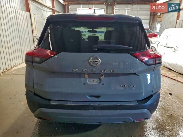 Серый Ниссан Rogue, объемом двигателя 2.49 л и пробегом 129 тыс. км за 5100 $, фото 5 на Automoto.ua