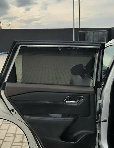 Серый Ниссан Rogue, объемом двигателя 2.5 л и пробегом 46 тыс. км за 29000 $, фото 31 на Automoto.ua