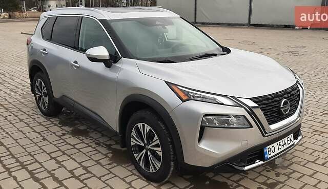 Серый Ниссан Rogue, объемом двигателя 2.5 л и пробегом 46 тыс. км за 29000 $, фото 6 на Automoto.ua