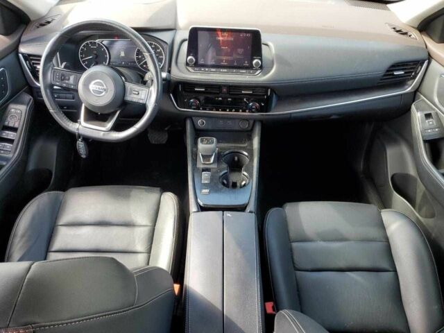 Сірий Ніссан Rogue, об'ємом двигуна 2.5 л та пробігом 73 тис. км за 13200 $, фото 7 на Automoto.ua