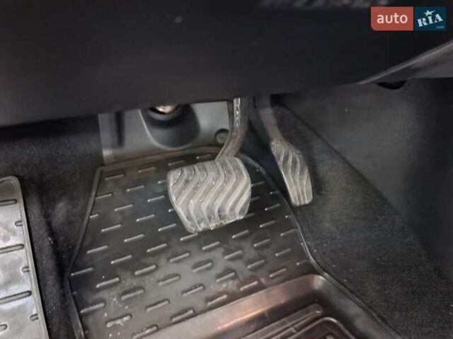 Серый Ниссан Rogue, объемом двигателя 2.49 л и пробегом 104 тыс. км за 21600 $, фото 25 на Automoto.ua