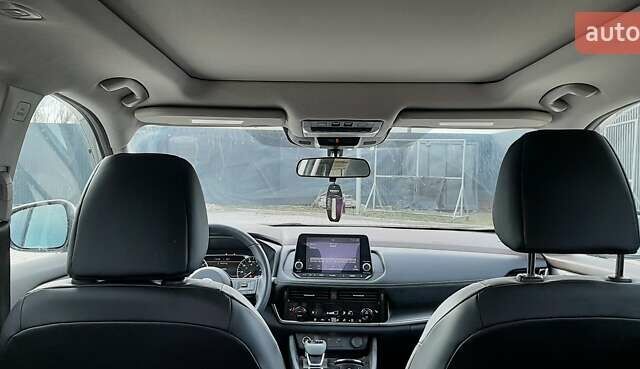 Серый Ниссан Rogue, объемом двигателя 2.5 л и пробегом 46 тыс. км за 29000 $, фото 15 на Automoto.ua