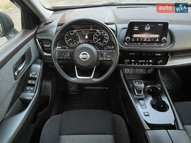Серый Ниссан Rogue, объемом двигателя 2.49 л и пробегом 151 тыс. км за 19990 $, фото 11 на Automoto.ua