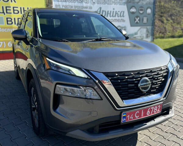 Серый Ниссан Rogue, объемом двигателя 2.49 л и пробегом 152 тыс. км за 19499 $, фото 9 на Automoto.ua