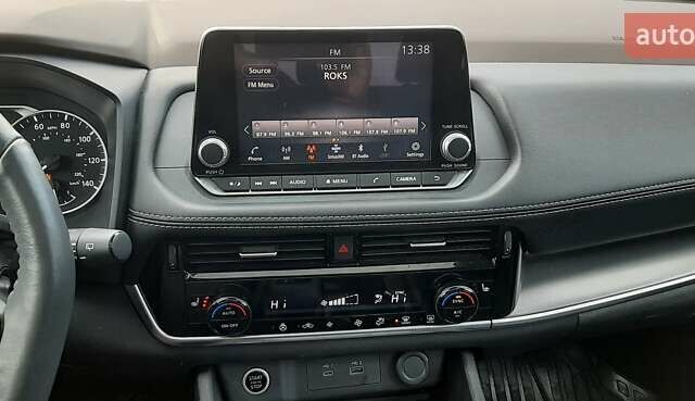 Серый Ниссан Rogue, объемом двигателя 2.5 л и пробегом 46 тыс. км за 29000 $, фото 19 на Automoto.ua