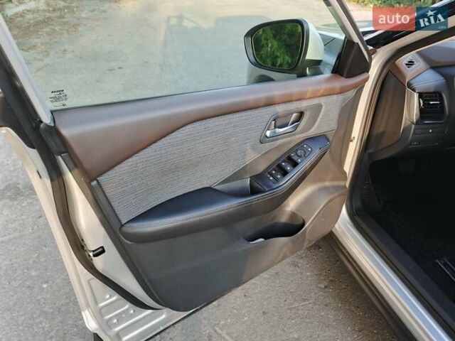 Серый Ниссан Rogue, объемом двигателя 2.49 л и пробегом 104 тыс. км за 21600 $, фото 18 на Automoto.ua