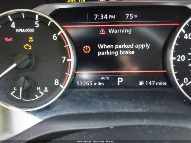 Серый Ниссан Rogue, объемом двигателя 2.5 л и пробегом 85 тыс. км за 5000 $, фото 15 на Automoto.ua